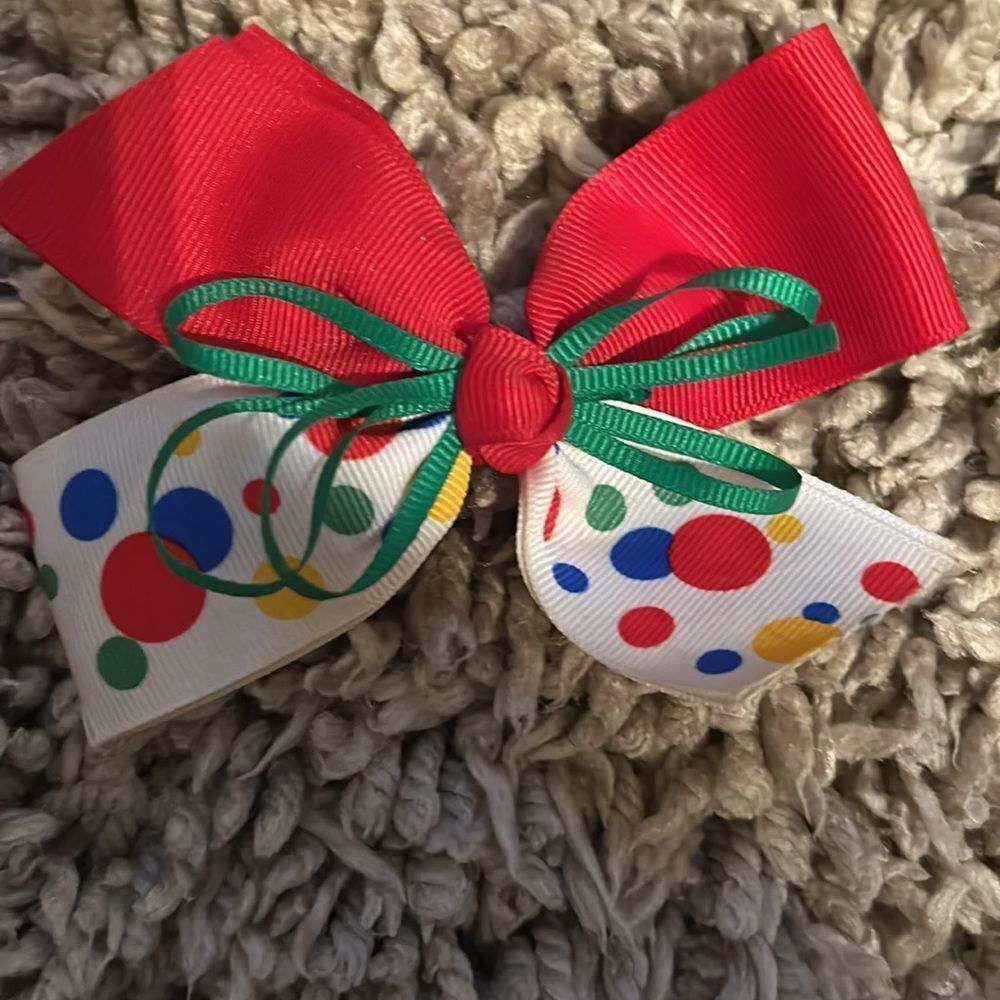 Assorted Hair Bows - Picture 4 of 7